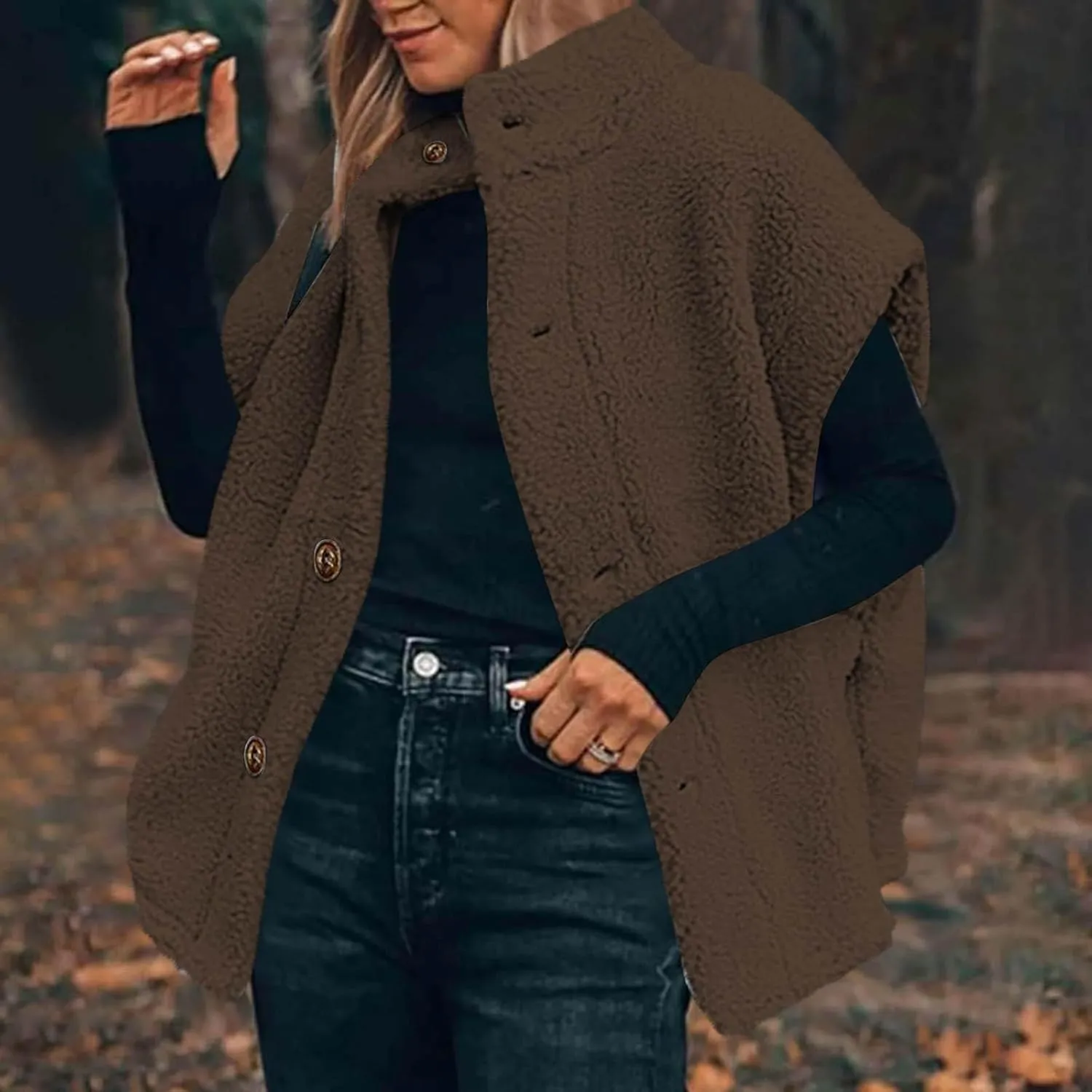 Fuzzy Fleece Vest for Women Casual Plus Size Button Down Sleeveless Jackets Loose Winter Warm Sherpa Vests Coat with Pockets