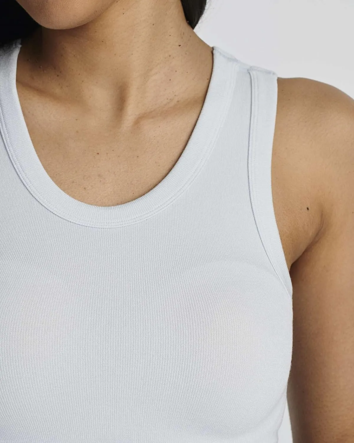 Real Essentials 5 Pack: Women's Seamless Ribbed Sleeveless Cropped Scoop Neck Tank Top - Casual Crop Top