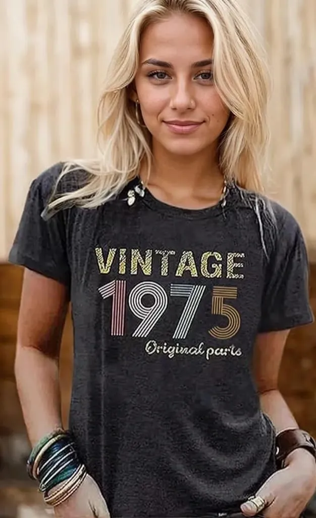 Vintage 1975 T-Shirt for Women 50th Birthday Gift Shirts Funny Flower Graphic Retro Birthday Casual Tee Tops