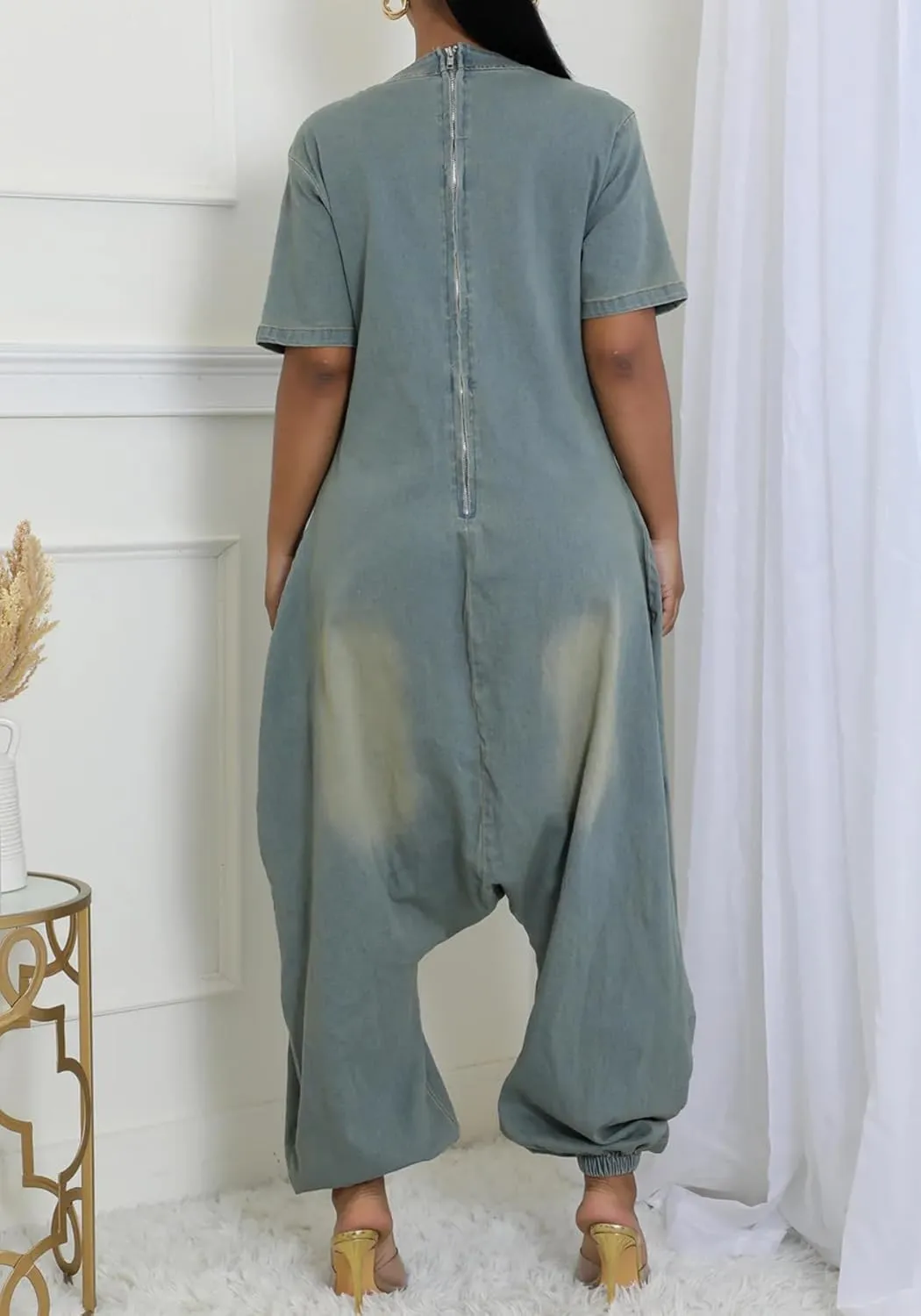 Women's Baggy Cargo Denim Jumpsuit Short Sleeve V Neck Loose Distressed Wide Leg Romper Overalls with Pockets